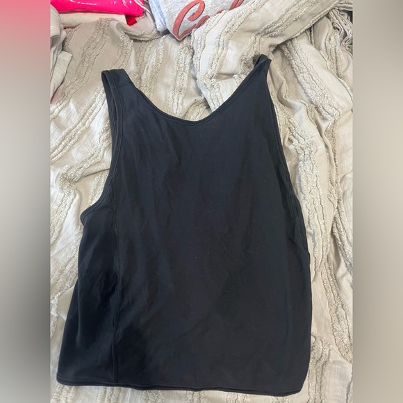 Lululemon tank - Picture 2 of 2